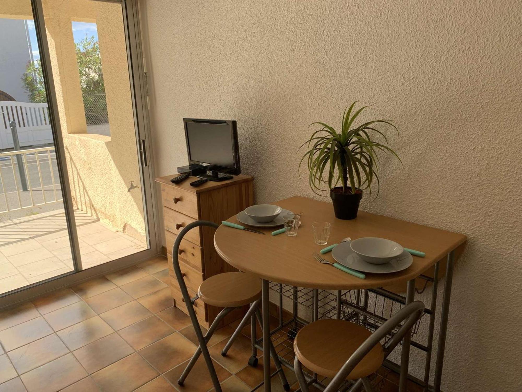 Studio En Rdc A 250M De La Plage - Saint Pierre La Mer, 2 Couchages, Animaux Acceptes - Fr-1-229D-232 Exterior foto